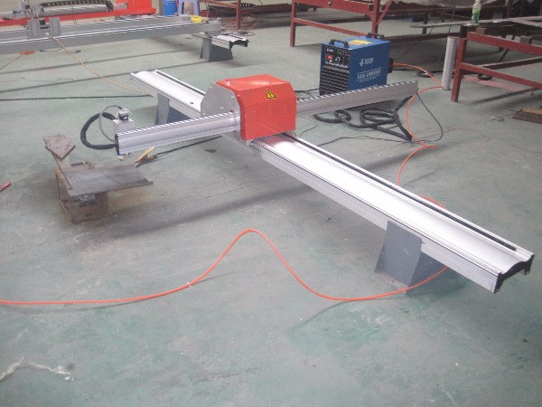 Kina producent cnc bærbare plasma cutters til skåret aluminium rustfrit stål / jern / metal