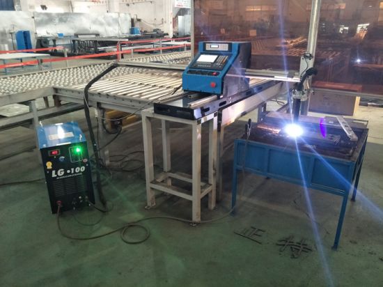 Kina Carbon Steel / rustfrit stål CNC Plasma Cutting Machine Price